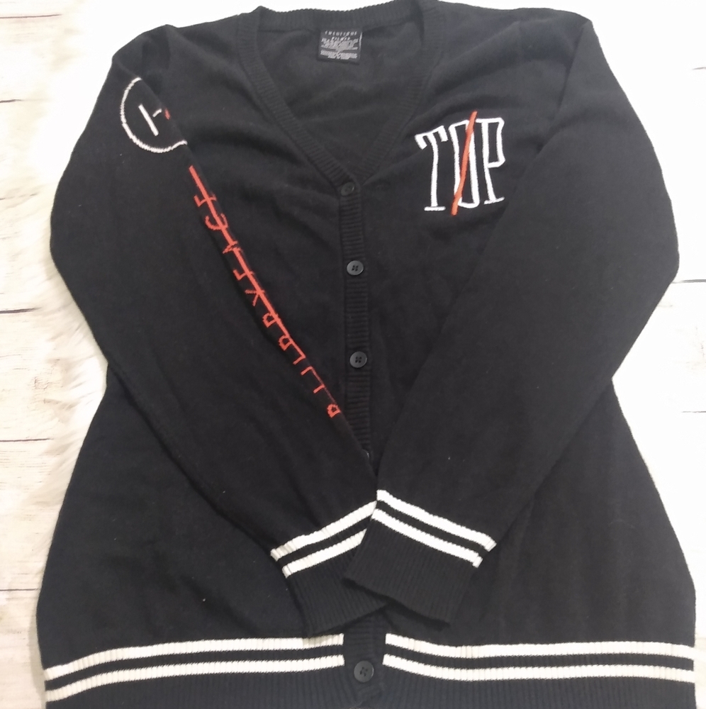 TWENTY ONE PILOTS black Blurry Face cardigan